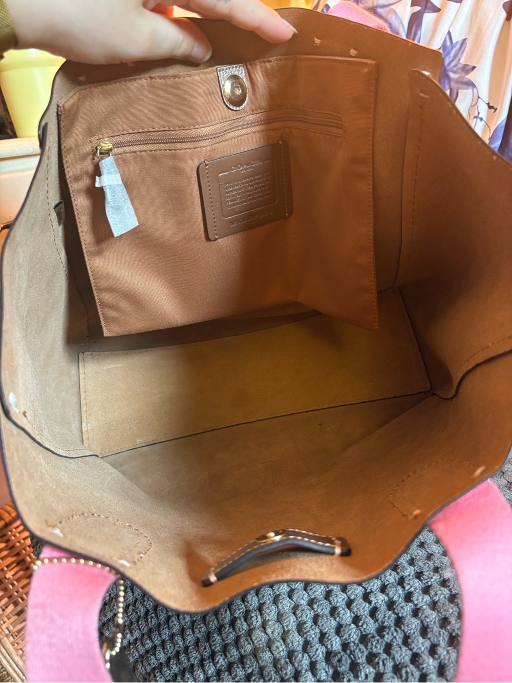 COACH F39675 Leather Derby Tote (Rose Gold/Metallic) - Picture 11 of 16